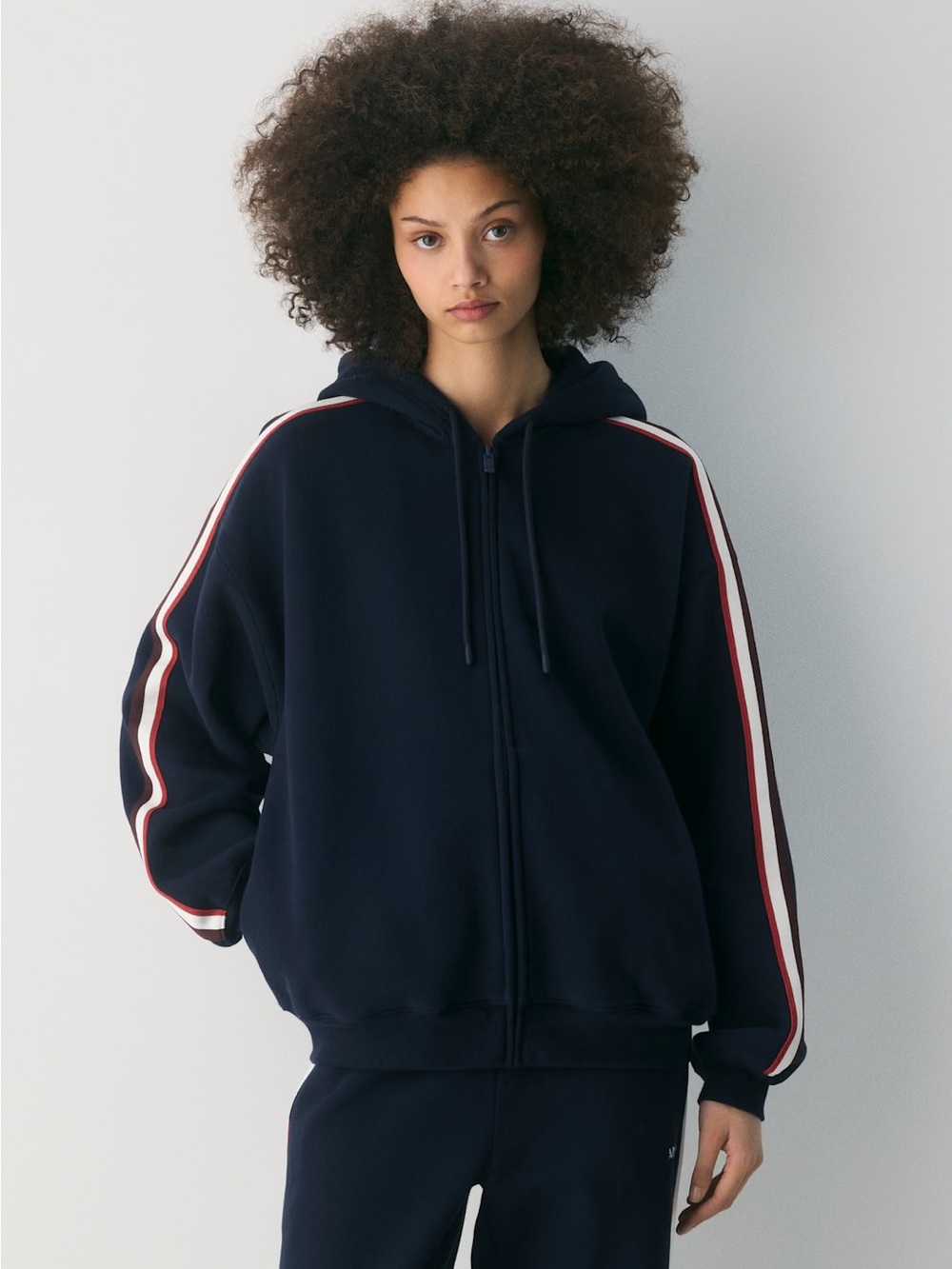 NWT - Aritzia Cozy Sweatfleece Mega Zip Hoodie - Size Large Admiral/Multi Stripe